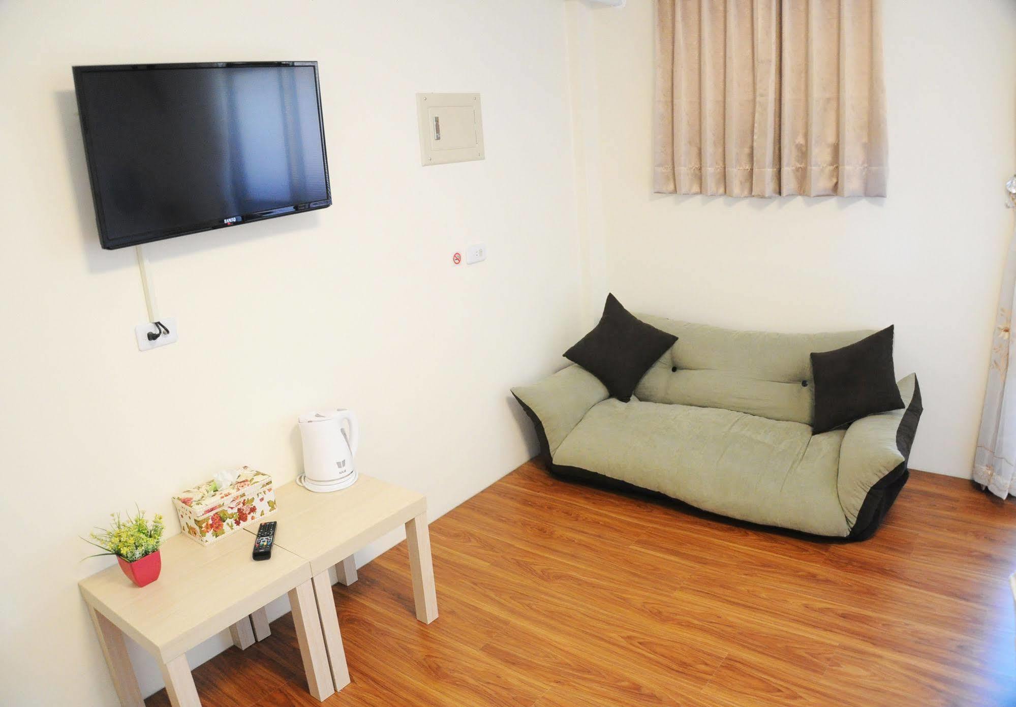 Enjoy Lane 17 B&B Taitung Exterior photo